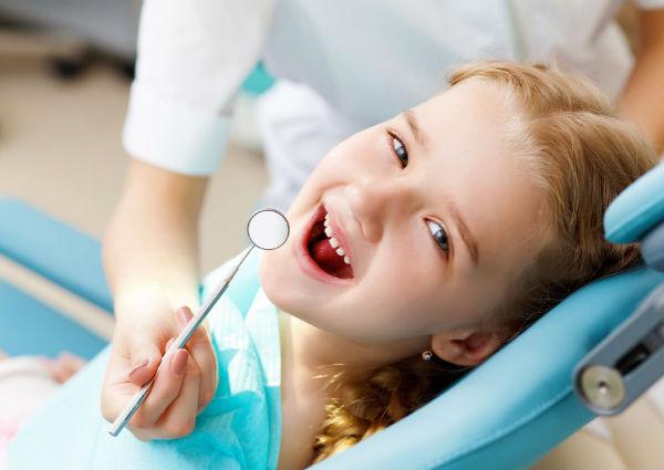 vaikų dantų gydymas